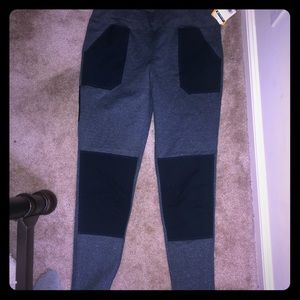 Women’s Carhartt Leggings x2